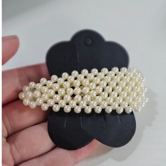 Classic Coquette Preppy White Faux Pearl Geometric Rectangle Hair Clip Barette - Picture 1 of 5